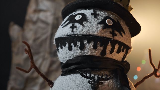 IMMORTAL Sock Puppet Parody IMMORTAL CHRISTMAS Release "Frostbite The Snowman" Video