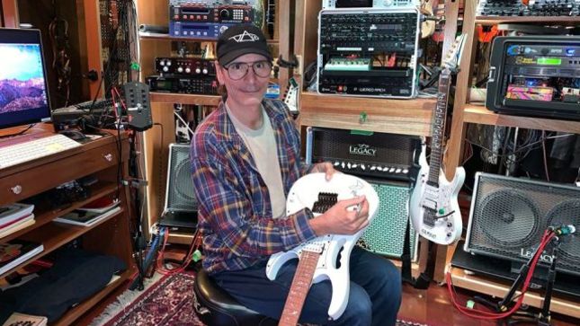 STEVE VAI - Ibanez Jem Junior Up For Grabs With Donations To Extraordinary Families Foster Care