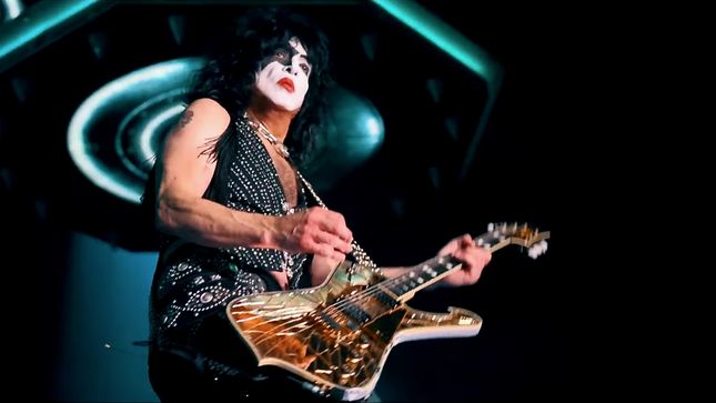 PAUL STANLEY On Having DAVID LEE ROTH Open For KISS On Upcoming Tour Dates - "It Was Something That Really Appealed To Us"; Video
