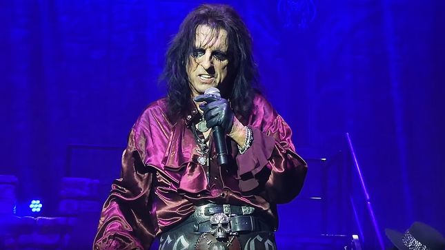 Alice Cooper Signed 23rd Annual Rock & Roll Golf Classic Metal