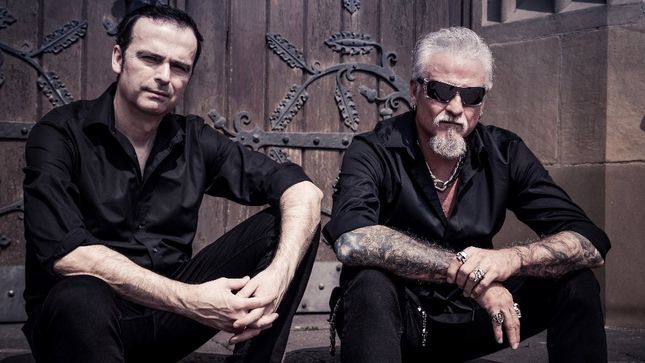 JON SCHAFFER And HANSI KÜRSCH Talk New DEMONS & WIZARDS Album - "The One Thing We Had Talked About Was To Embrace The Classic Rock Side Of Things" (Video)