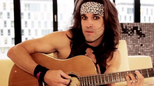 STEEL PANTHER Guitarist SATCHEL Performs Live Acoustic Version Of FIGHT Classic "Into The Pit" (Video)