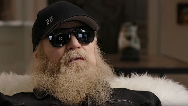 ZZ TOP Recall Playing Early Gig For One Person - "We Bought Him A Coke, 'Cause We Were Thankful He Stuck Around"; That Little Ol' Band From Texas Documentary Preview