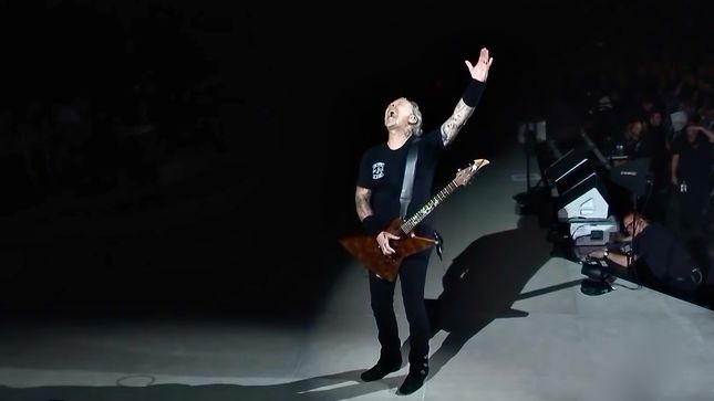 METALLICA Release "Nothing Else Matters" HQ Performance Video From Indianapolis