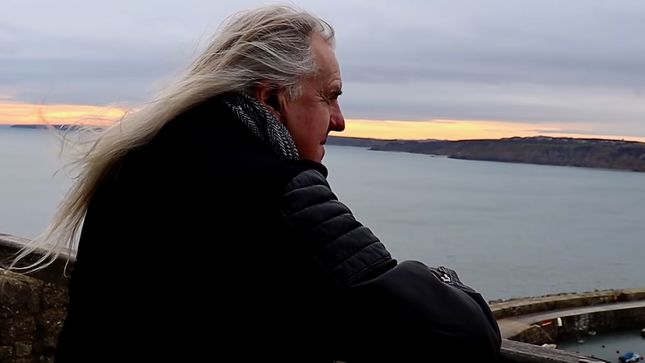 SAXON Frontman BIFF BYFORD Premiers Music Video For Yorkshire Folk Song "Scarborough Fair"; School Of Hard Knocks Album Out Now