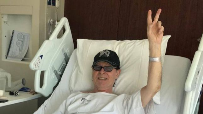 SCORPIONS Frontman KLAUS MEINE Undergoes Surgery To Have Kidney Stones Removed