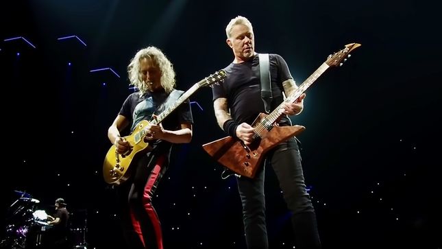 METALLICA Perform "Nothing Else Matters" In Barcelona; HQ Video Streaming