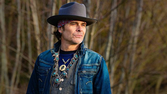 MIKE TRAMP Shares Signing Session Video For New Album Second Time Around