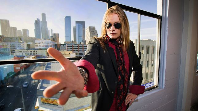 SEBASTIAN BACH Confirms 2021 Tour Dates Performing SKID ROW's Debut Album In Its Entirety 