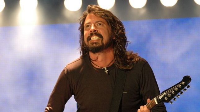 FOO FIGHTERS Frontman DAVE GROHL - "I'm Currently Looking For Work, So I Thought I'd Pass The Time By Writing True Short Stories That Will Make People Smile"