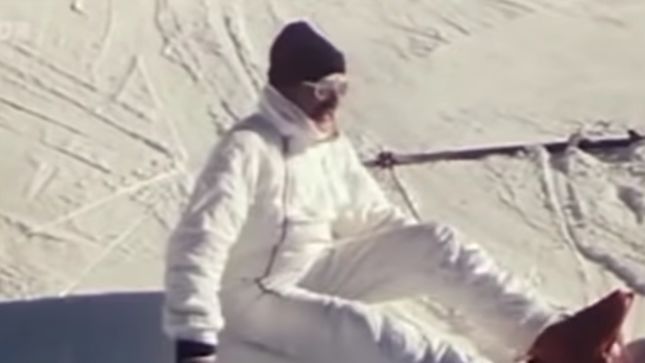 Rare Video Of DEEP PURPLE, PINK FLOYD Members Snow Escapades In Switzerland