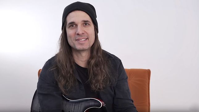 KIKO LOUREIRO Shares His MEGADETH Audition Videos - "Don't Try To Learn The Way I'm Playing Here, It's Not Correct"