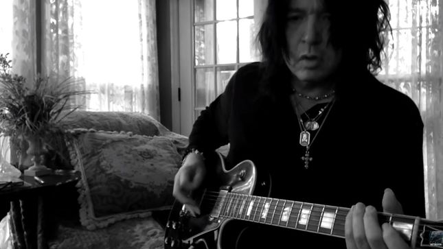 TOM KEIFER Demonstrates How To Play “Hype”; Video