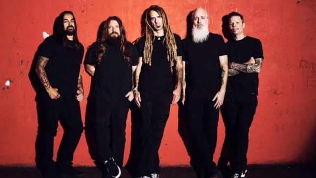 LAMB OF GOD Reveal Alternate Artwork For Limited CD Edition Of Upcoming Album