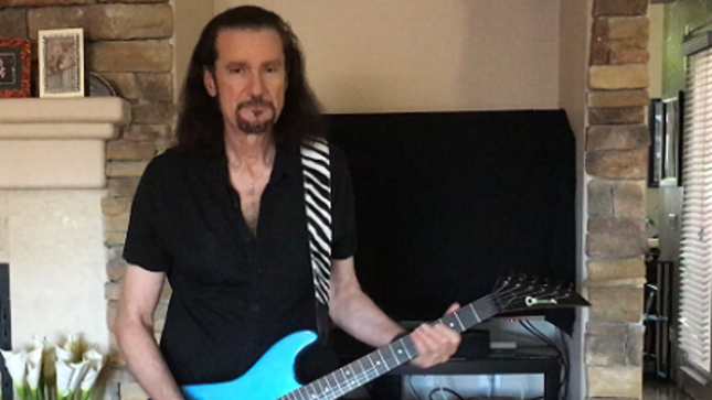BRUCE KULICK - May Episode Of KISS Guitar Of The Month Streaming