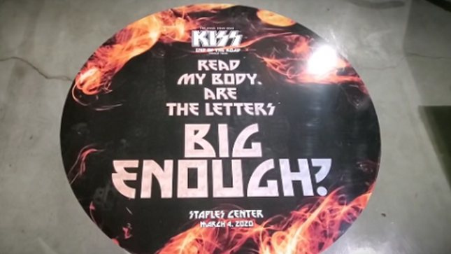 KISS - Backstage Video From End Of The Road Tour Los Angeles