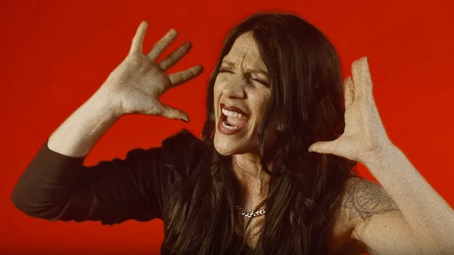 Rosa Laricchiuta's BLACK ROSE MAZE To Release Debut Album In August; "In The Dark" Music Video Streaming
