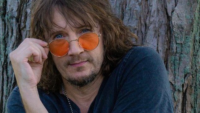 DONNIE VIE Weighs In On New ENUFF Z'NUFF Material, Performs New Solo Single "All Of My Favorite Things" Acoustic (Video)