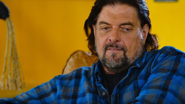 ALAN PARSONS Shares Stories About Working With THE BEATLES - "I Don't Take Credit For Anything Creative On Those Albums... I Was In Training"; Video