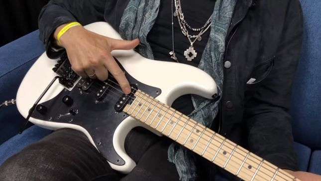 IRON MAIDEN’s ADRIAN SMITH Reveals Refreshed Jackson Guitars Lineup Of USA Signature Models; Video 