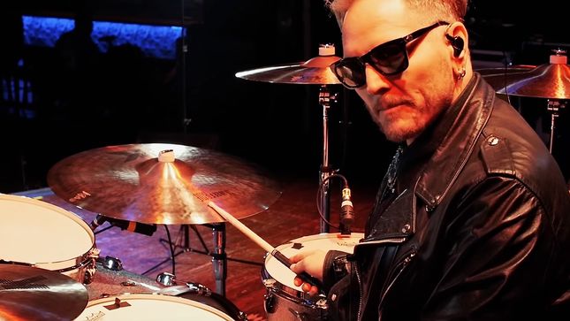 Former GUNS N' ROSES Drummer MATT SORUM In Praise Of RINGO STARR - "You Continue To Be A Huge Inspiration In My Life"