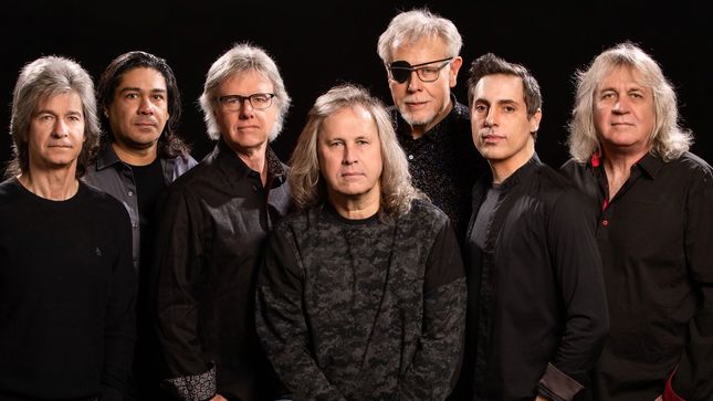 KANSAS Discuss Multiple Track Recording & Mixing For New Album The Absence Of Presence; Video