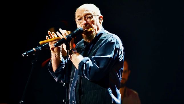 JETHRO TULL’s IAN ANDERSON Joins TERRY REID And MANCHESTER STRING QUARTET On Epic New Version Of BADFINGER’s “Day After Day”