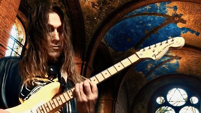Former MEGADETH Guitarist JEFF YOUNG Releases New Single "Slow Burn"