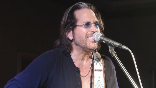 KIP WINGER Guests On In The Trenches With RYAN ROXIE, Talks Working With ALICE COOPER And Forming WINGER - "I Owe A Lot To KANE ROBERTS" (Video)