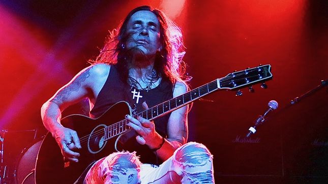 EXTREME Guitarist NUNO BETTENCOURT Reveals His Rock & Roll Firsts; Video