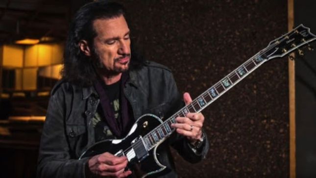 BRUCE KULICK Looks Back On KISS' Asylum Record - "It's Interesting How That Album Means So Much To A Lot Of People"