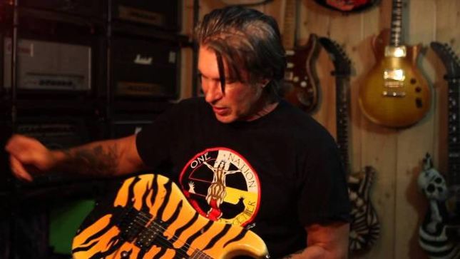 Guitarist GEORGE LYNCH Talks Improving His Playing - "I Need To Bust Through Technically, Apply And Re-invent Myself A Little Bit"