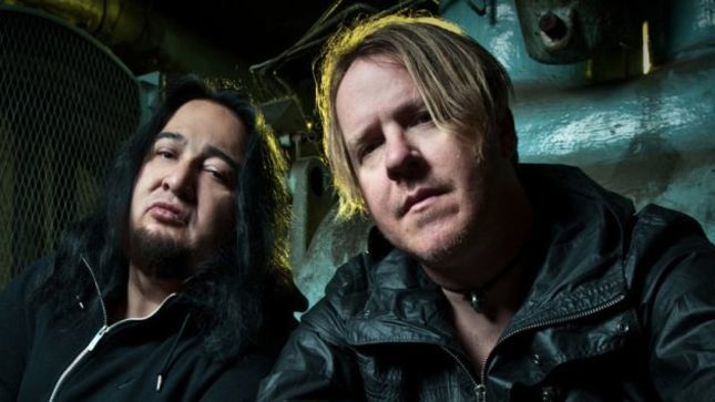 FEAR FACTORY Guitarist DINO CAZARES Addresses Departure Of Frontman BURTON C. BELL - "It's Too Bad That He Decided Not To Stick Around, But The Door Is Open For Him"
