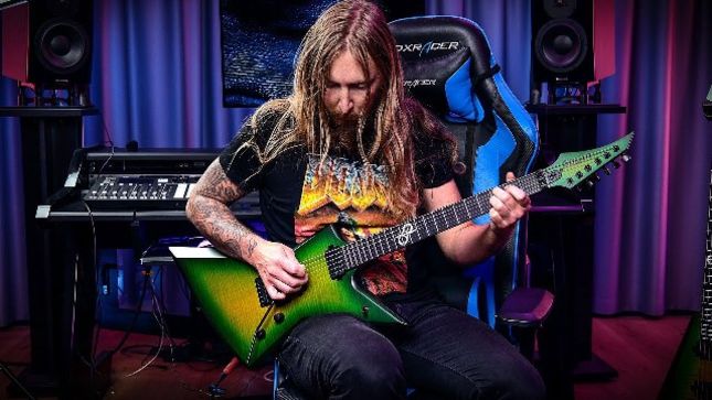 THE HAUNTED Guitarist OLA ENGLUND's Solar Guitars Introduces New Type V and Type E Models - "This Finish Is Very Much Inspired By The Dime Slime"