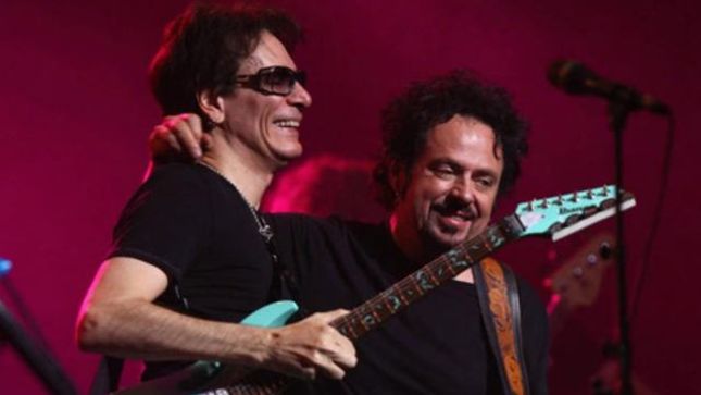 STEVE VAI Posts Birthday Tribute To TOTO Guitarist STEVE LUKATHER - "You Have Given Us All Oceans Of Exceptional Music, And Guitar Playing That Has Inspired Legions"