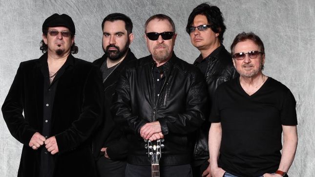 BLUE ÖYSTER CULT Guitarist BUCK DHARMA Talks First Studio Album In 19 Years - "The Band Is So Damn Good, To Not Record It Would Be A Shame"