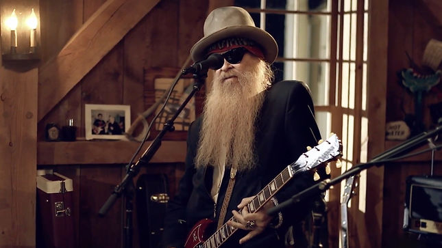 ZZ TOP’s BILLY GIBBONS Guests On Upcoming Episode Of DARYL HALL's "Live From Daryl's House"; Sneak Peek Video