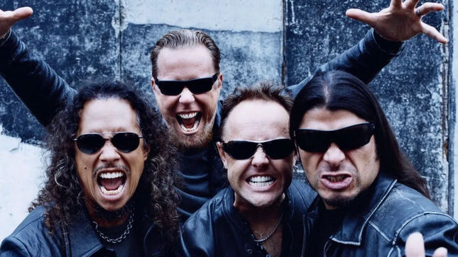 METALLICA, MÖTLEY CRÜE, GUNS N' ROSES Featured In AXS TV's A Year In Music: 2008; Video Trailer