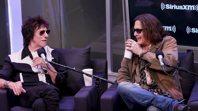 JEFF BECK Tells JOHNNY DEPP Funny Story About Being Rebuffed By THE BEACH  BOYS' BRIAN WILSON - 
