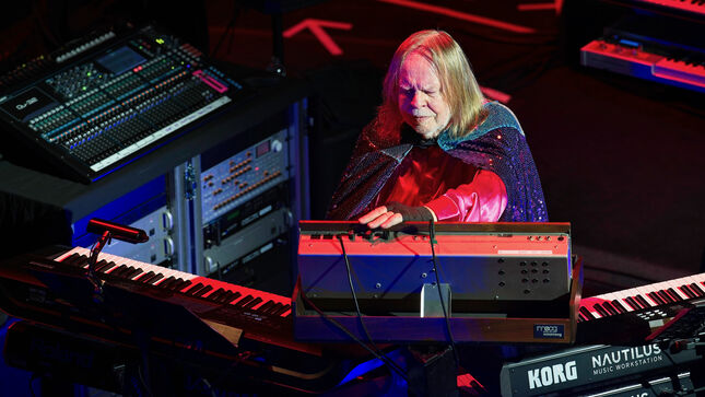 Vocalist MOLLIE MARRIOTT Joins RICK WAKEMAN's ENGLISH ROCK ENSEMBLE For "The Return Of The Caped Crusader… Tour" 2024