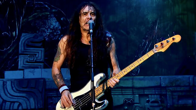 IRON MAIDEN’s STEVE HARRIS Would “Love To Write A Book At Some Point” 