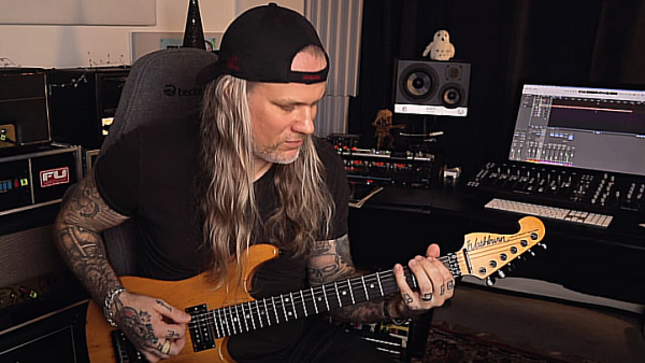 CYHRA Guitarist EUGE VALOVIRTA Pays Homage To EXTREME's NUNO BETTENCOURT With "Warheads" Playthrough And Gear / Playing Style Breakdown (Video)