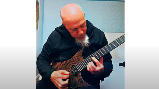 DREAM THEATER Keyboardist JORDAN RUDESS Shares "Silent Night" Full Guitar Playthrough