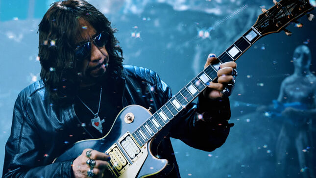ACE FREHLEY Addresses 10,000 Volts Guitar Solo Rumours - "People Are Always Gonna Say Something That's Going To Start Things Off"