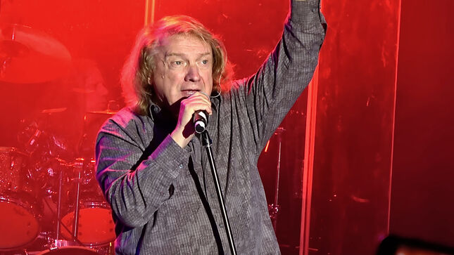 Original FOREIGNER Singer LOU GRAMM - "I'd Like To Thank The Rock And Roll Hall Of Fame For The Honour Of Nomination"; Video