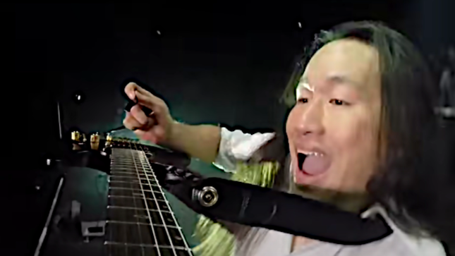 DRAGONFORCE Guitarist HERMAN LI - "Finding A Balance Between Shredding And Keeping The Subtle Nuances Apparent Is Always A Challenge"
