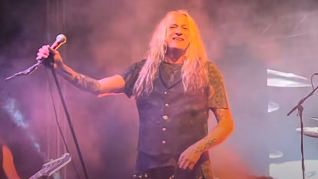 SEBASTIAN BACH Performs SKID ROW Songs At Rainbow Bar & Grill 52nd Anniversary Party; Fan-Filmed Video