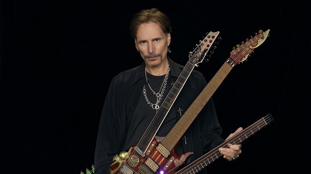 STEVE VAI Planning To Debut Hydra Guitar This Fall