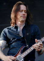 4B61D55C-6alterbridge.jpg