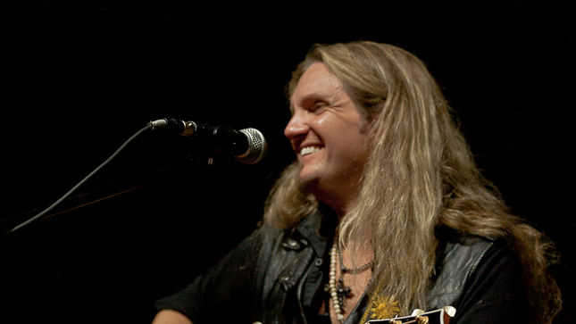 WHITESNAKE's JOEL HOEKSTRA, DEVIL CITY ANGELS' Brandon Gibbs Team-Up In Cincy!